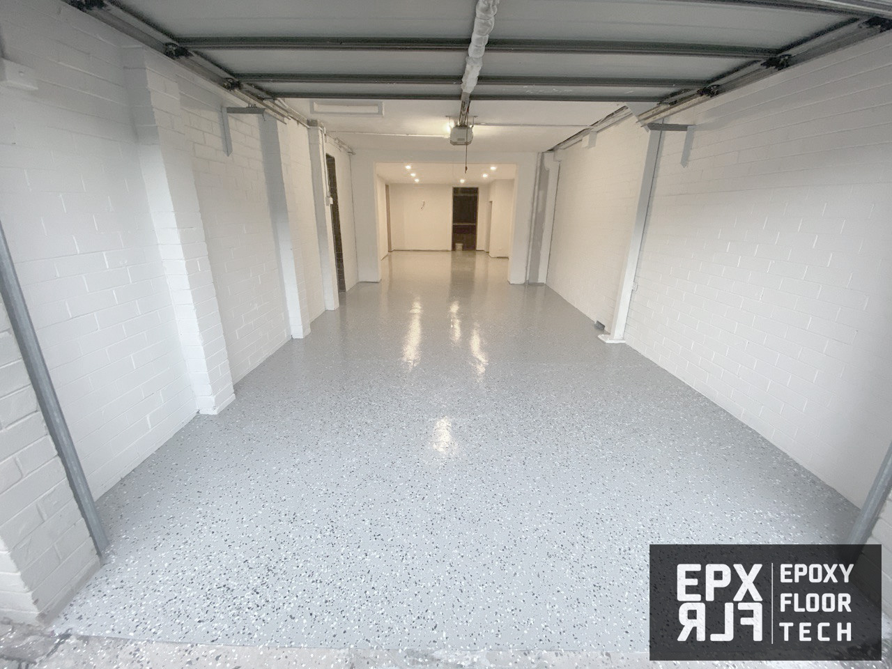 light-grey-partial-flake-premium-epoxy-flooring