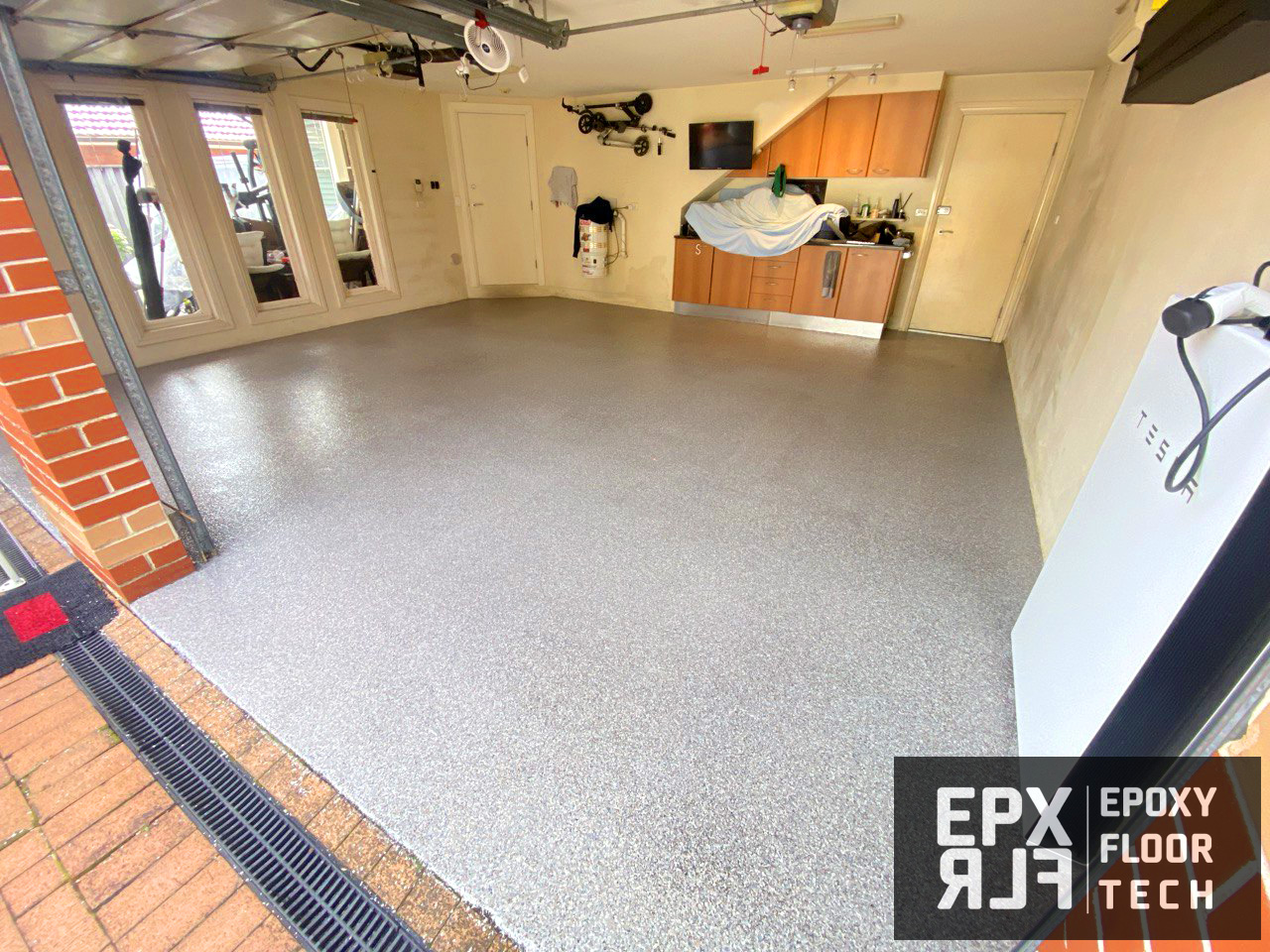 premium-full-flake-epoxy-flooring-Chatswood
